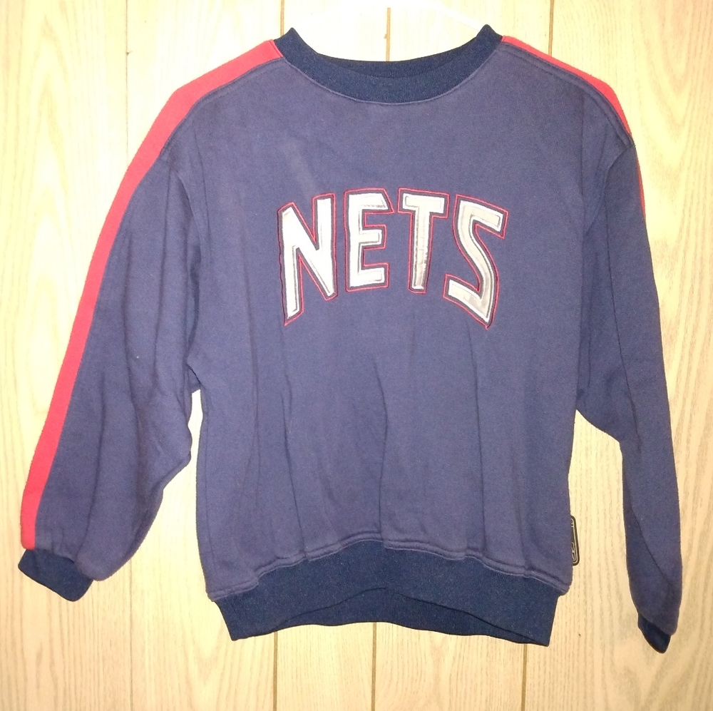 NBA New Jersey Nets Crewneck Sweatshirt with 1997-2012 Era logo